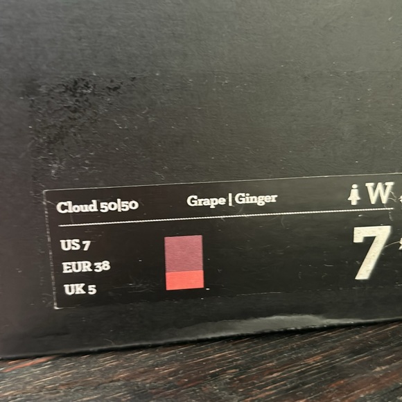 CLEARANCE! On Cloud 50/50 Grape Ginger - Picture 7 of 9